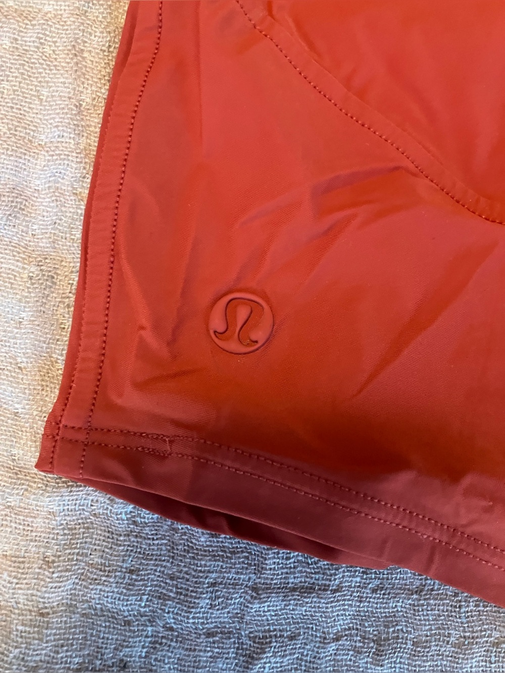 Lululemon Tee - Picture 4 of 5